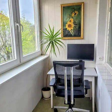 Apartment 60m2 & Walking To The *